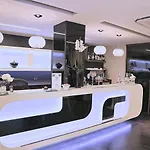 カルラ ホテル