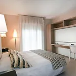 カルラ 3* レヴァント