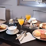 カルラ