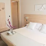 カルラ 3* レヴァント