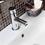 カルラ ホテル