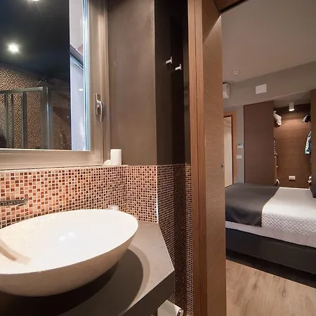 Hotel Carla 3*