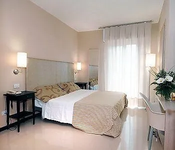 Hotel Carla 3*
